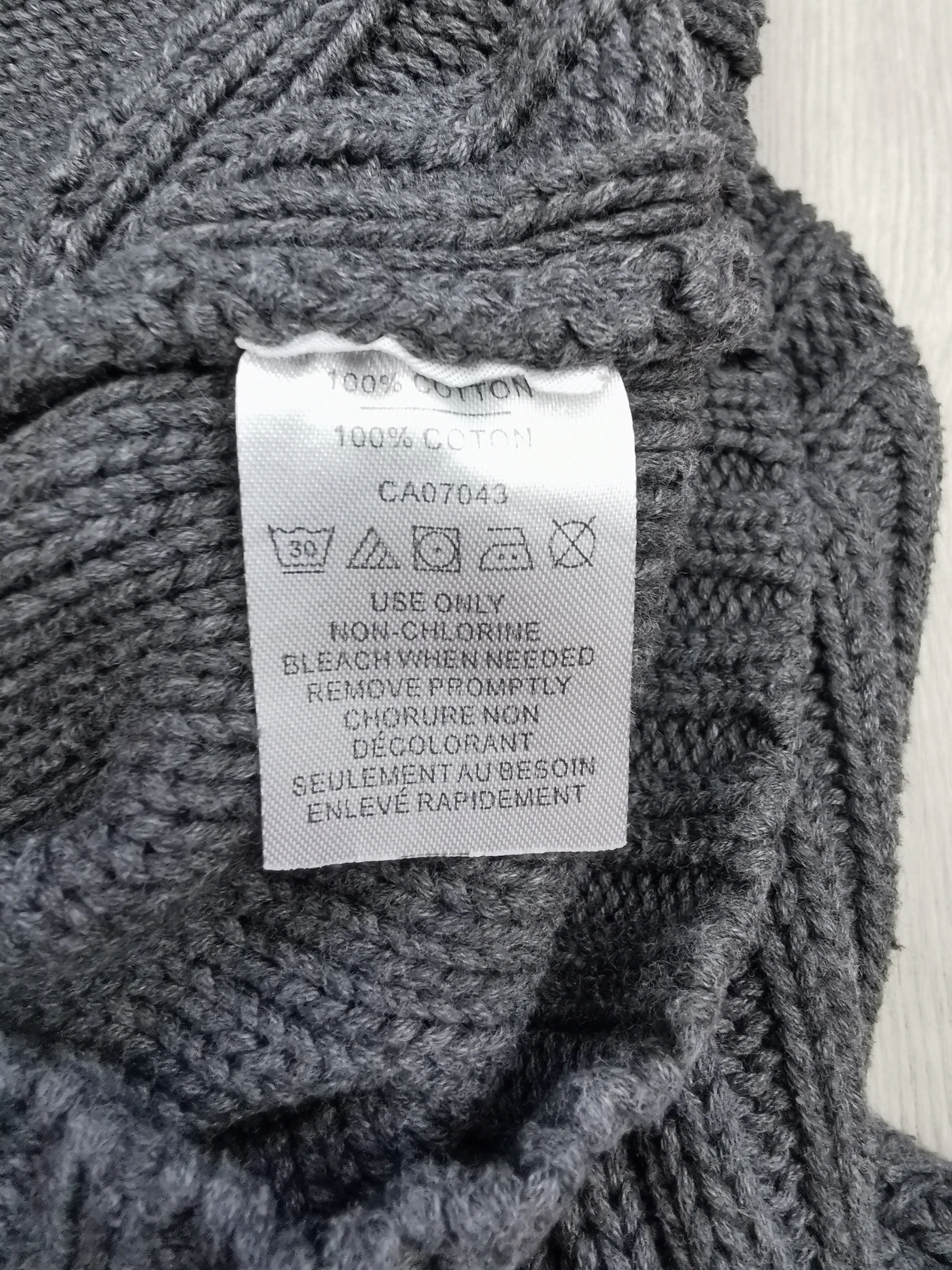 BOY SIZE 3 YEARS - SAM & JO, Thick Knit Sweater EUC B39
