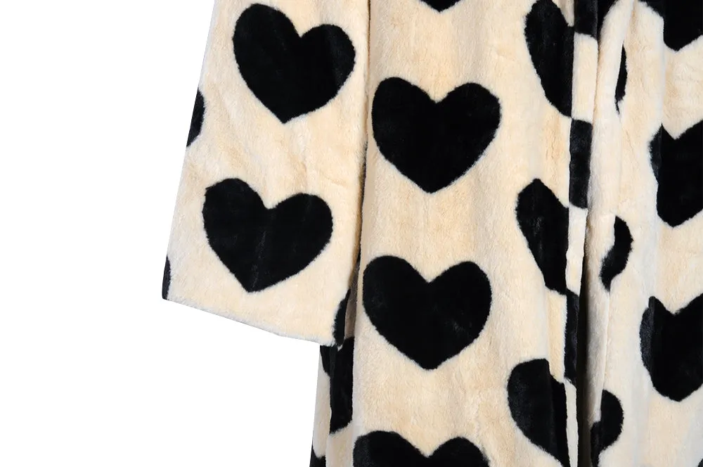 Faux Fur Heart Coat | Dreamofthe90s