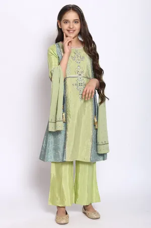 Green Flared kurta-Trousers-Dupatta Girls Set