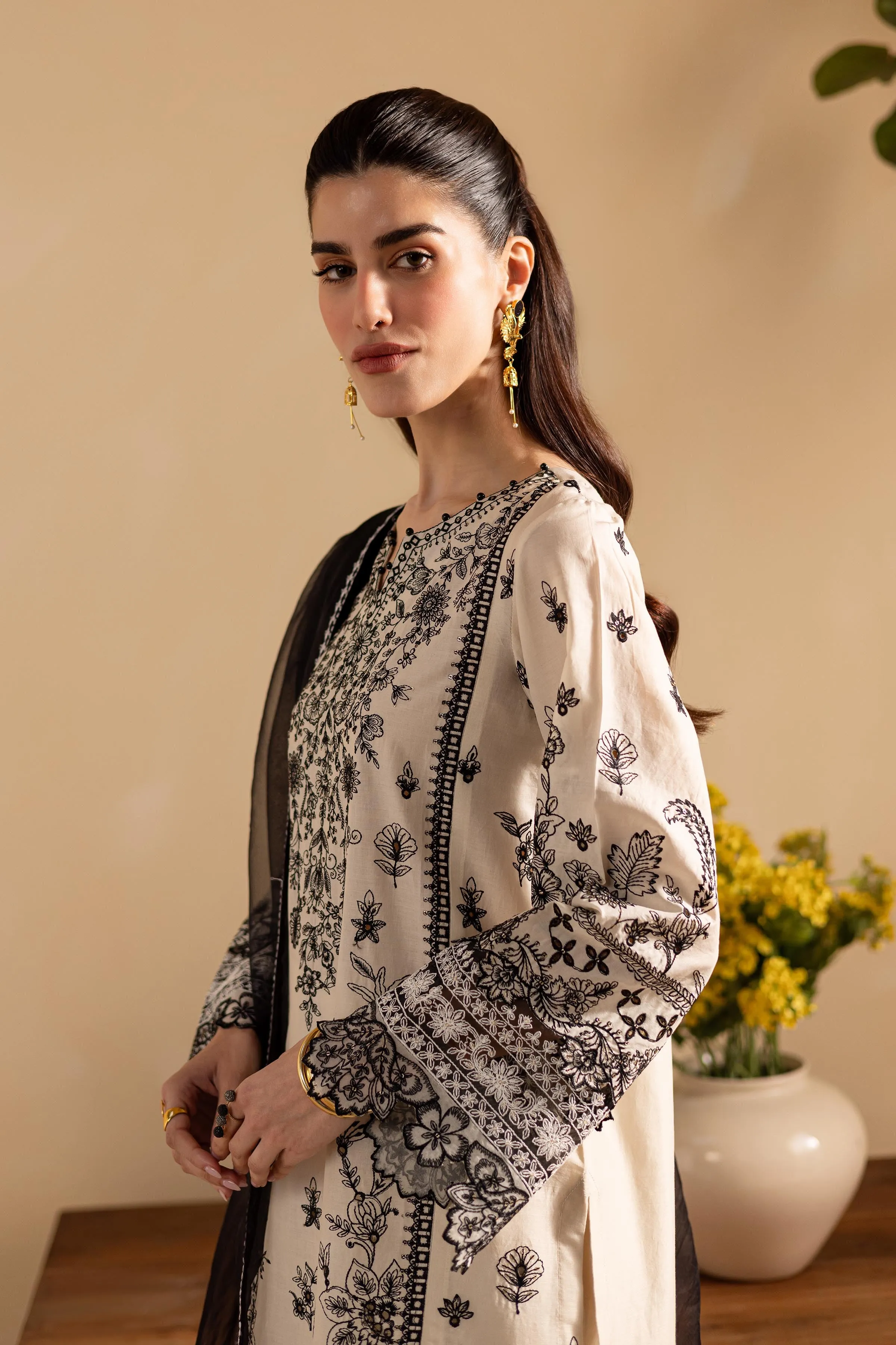 Hanaya 3Pc - Embroidered Luxe PIMA