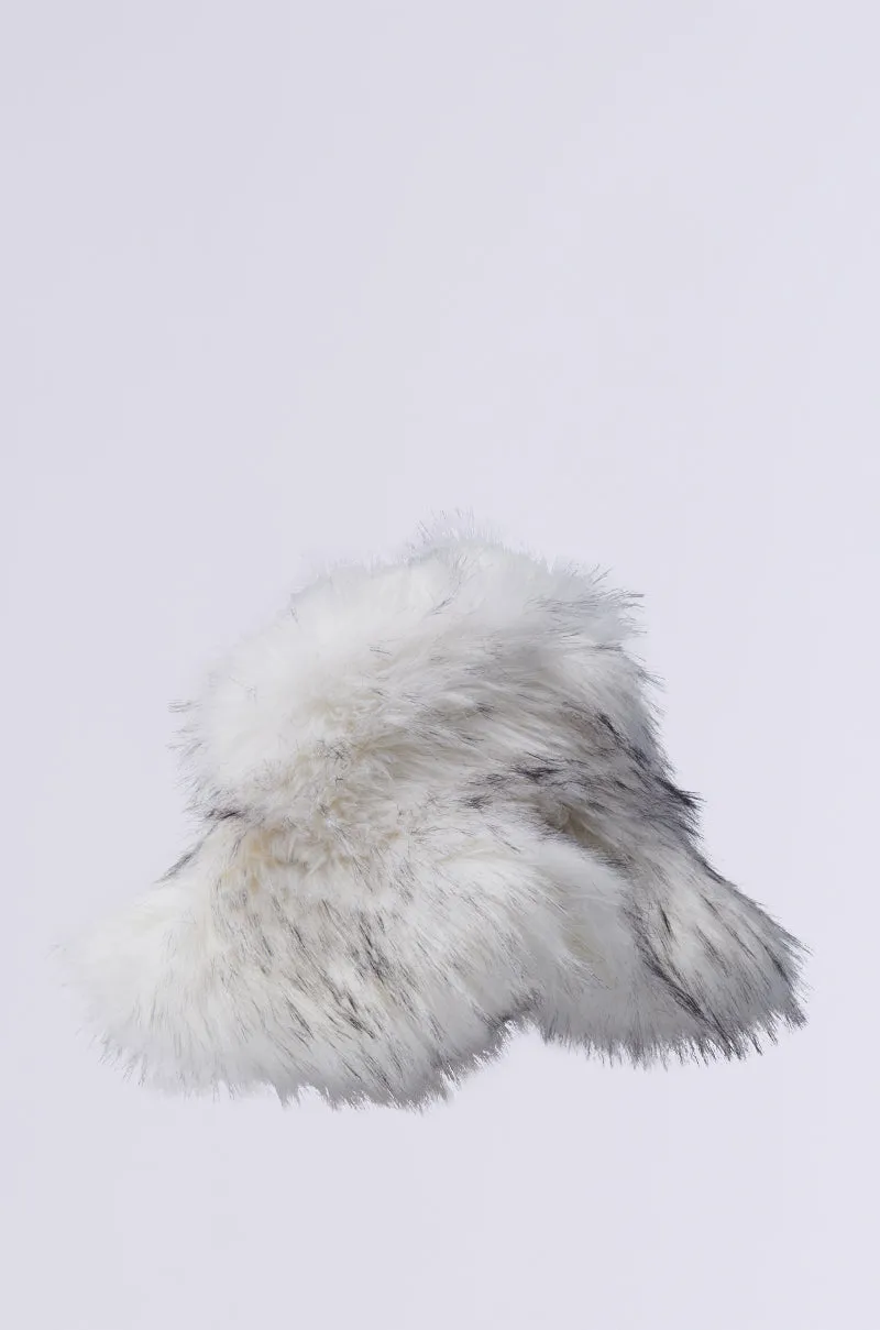 ICE QUEEN FAUX FUR BUCKET HAT
