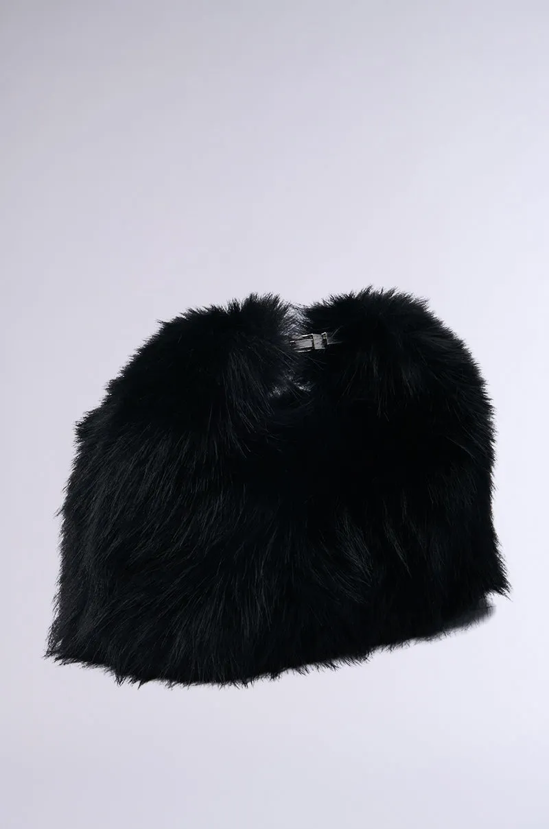 IM THE ONE MINI FUR PURSE