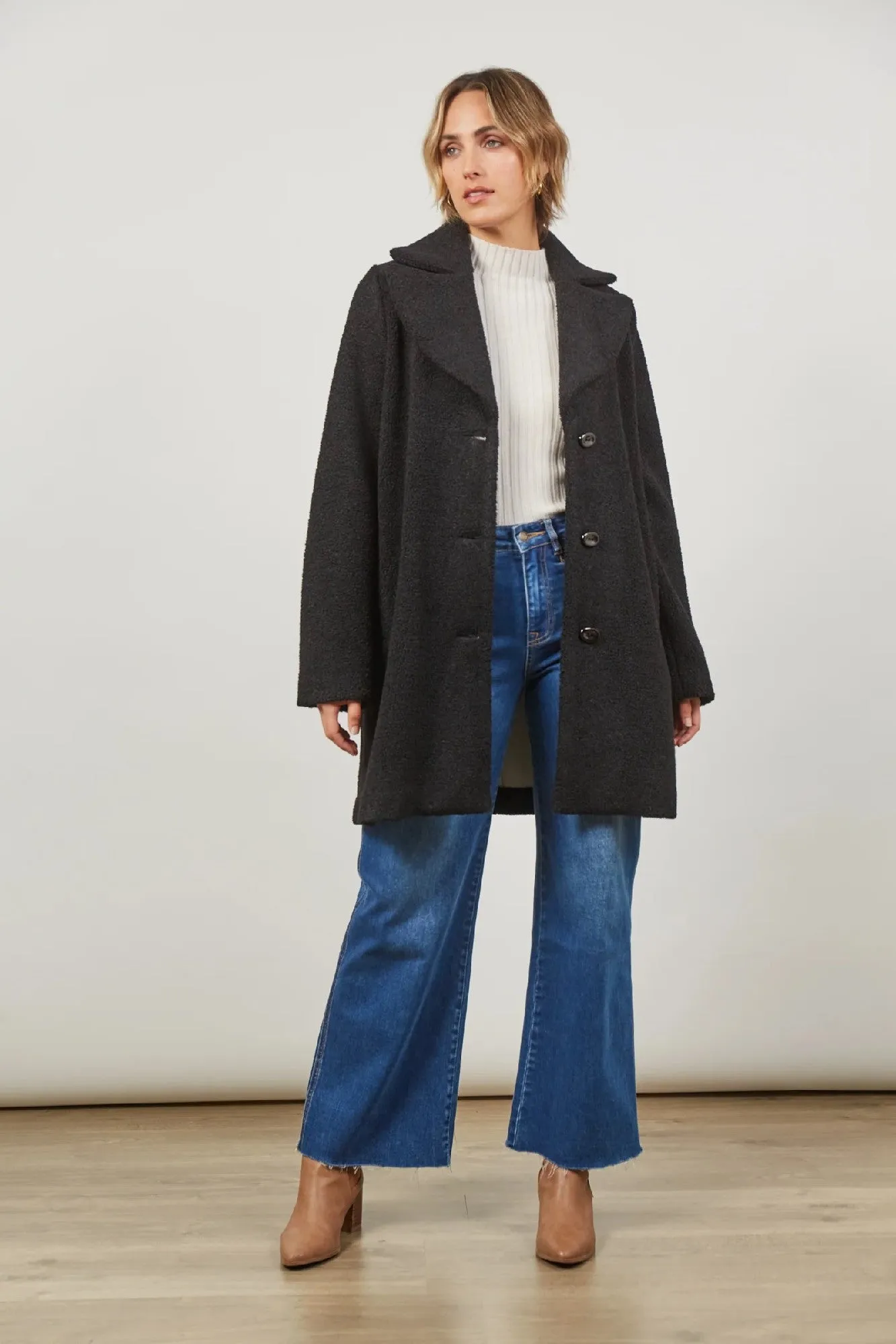 Isle Of Mine Allure Coat