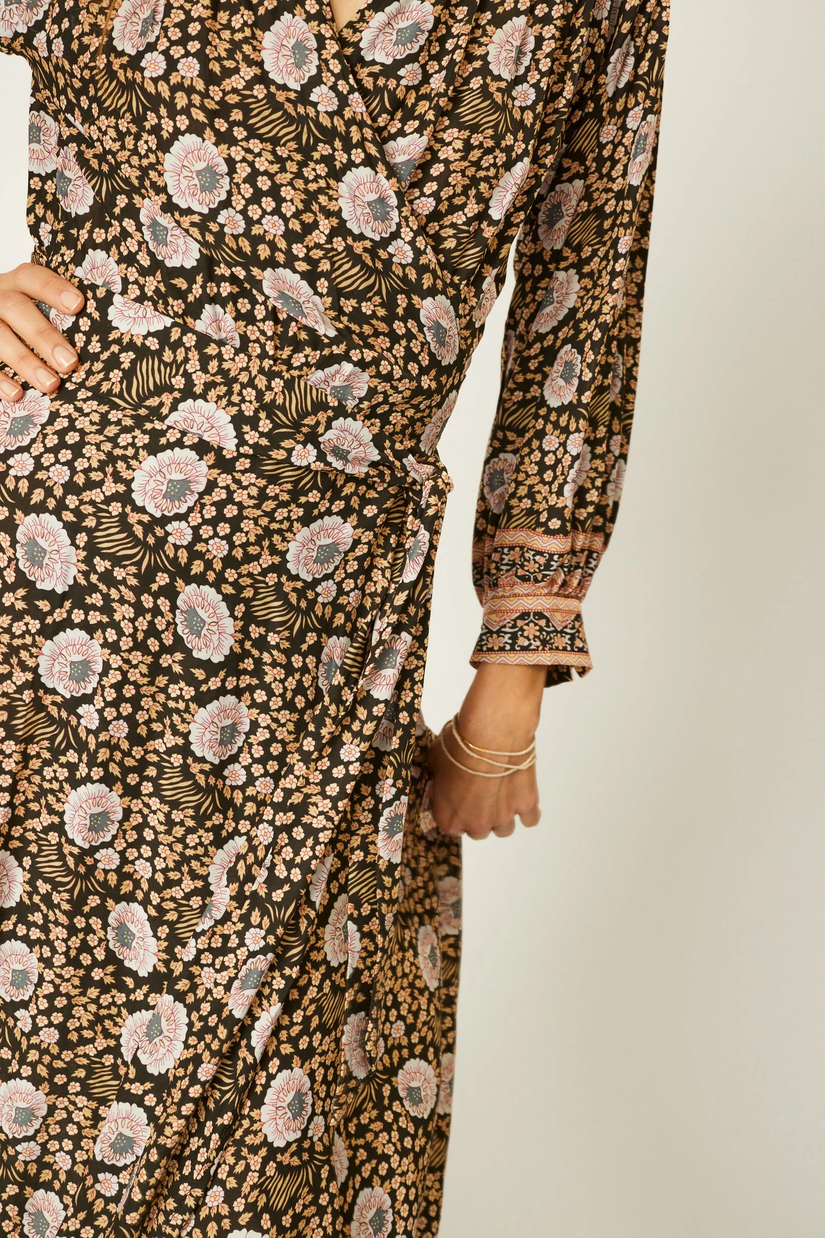 KATE LONG SLEEVE MAXI