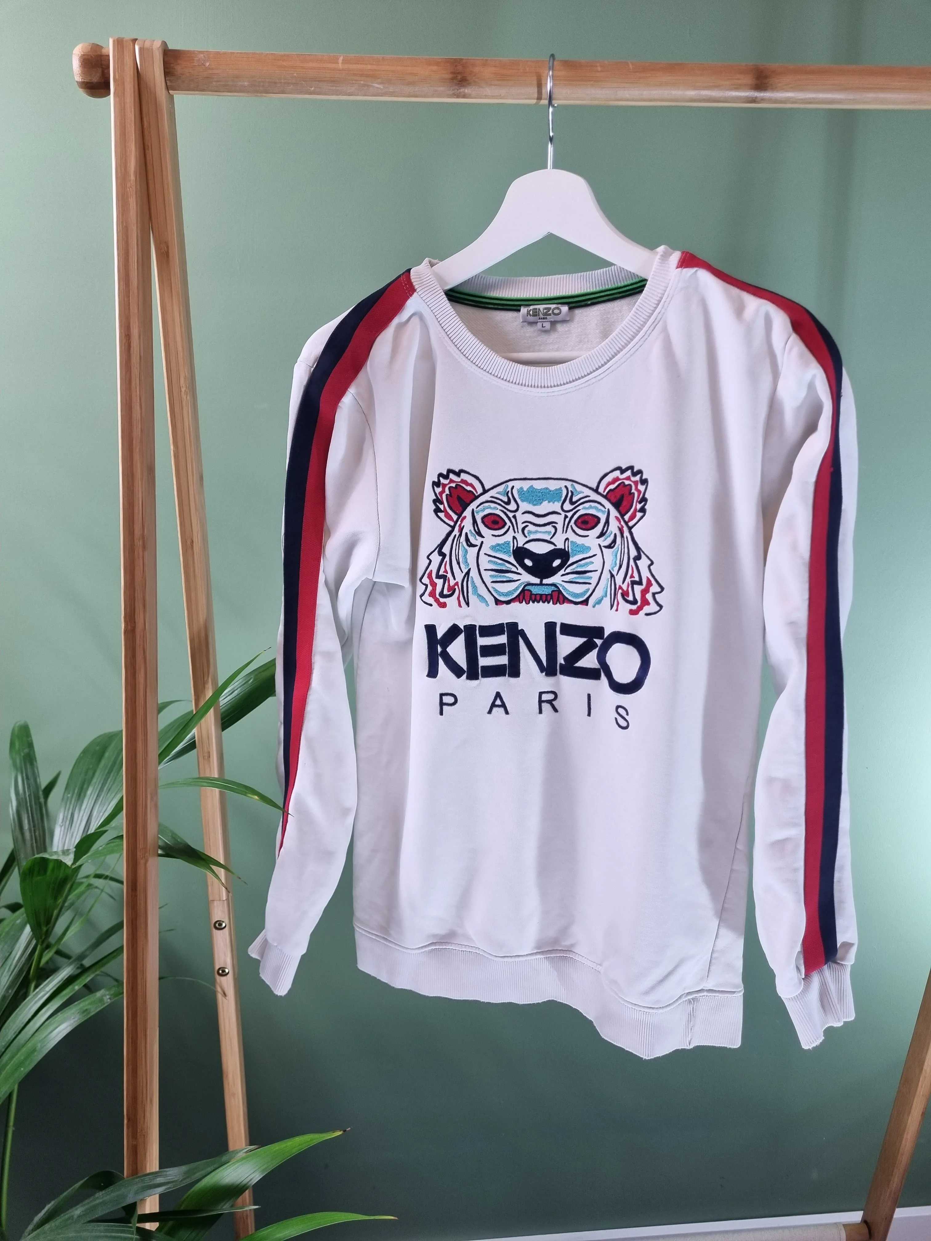 Kenzo embroidered front logo sweater maat L