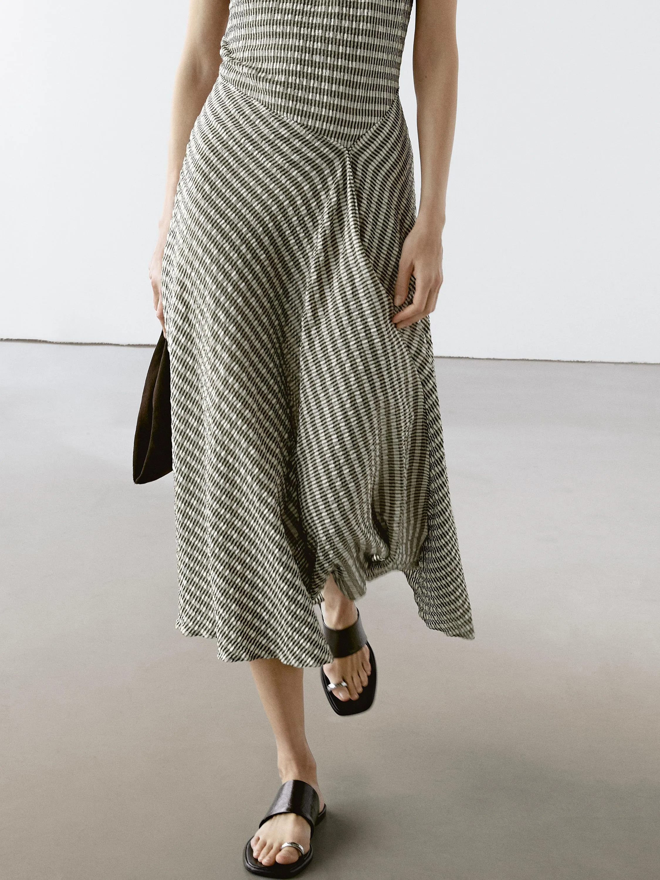 Long check cotton flounce dress