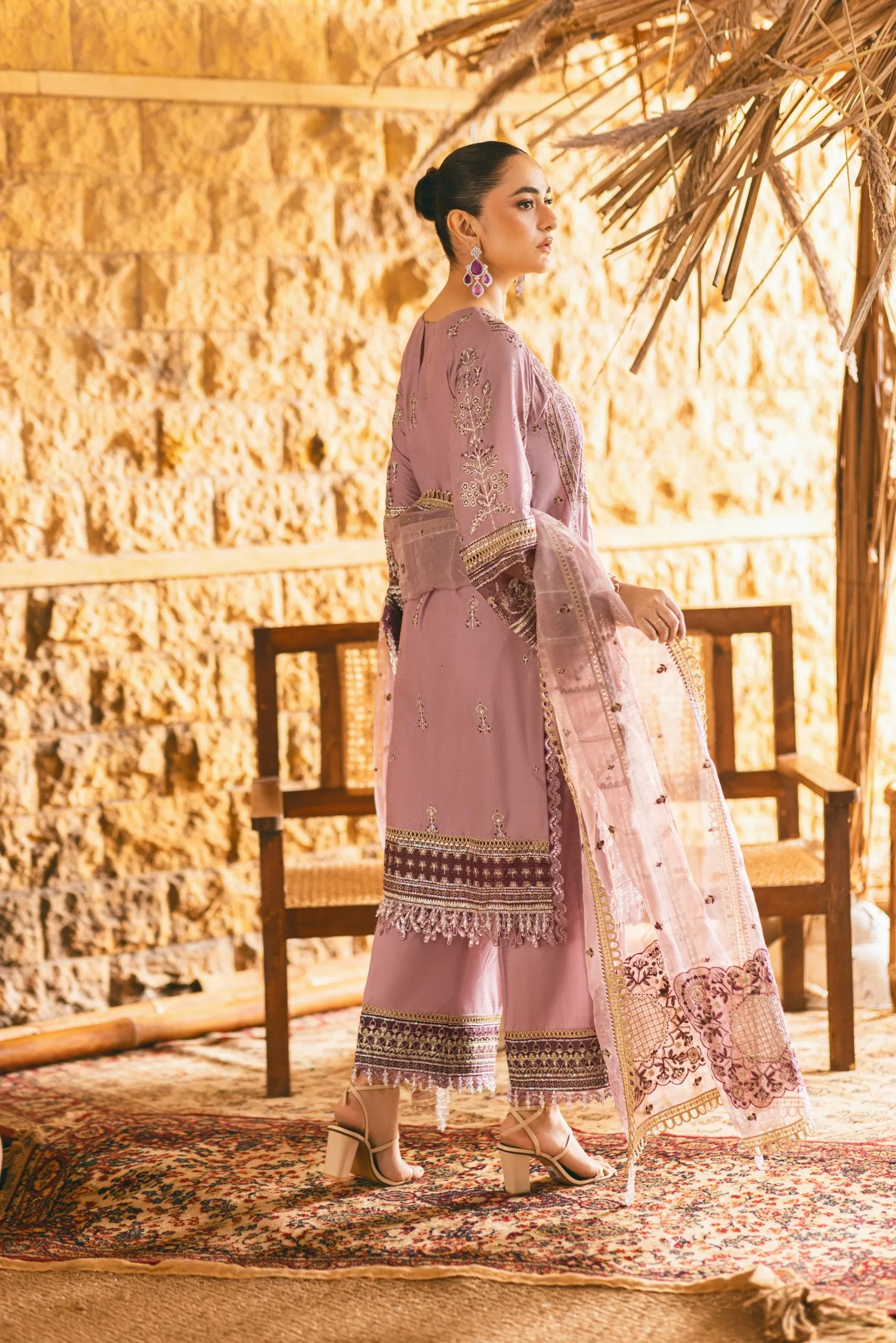 Royal Embroidered Lilac Pakistani Salwar Kameez Dupatta Salwar Suit
