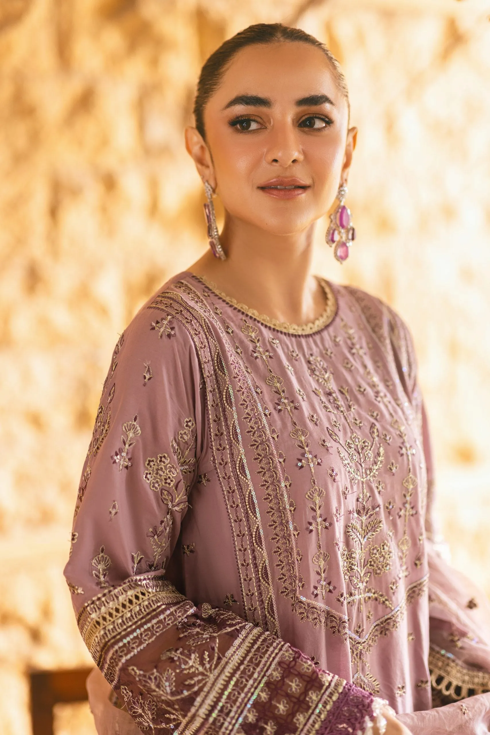 Royal Embroidered Lilac Pakistani Salwar Kameez Dupatta Salwar Suit