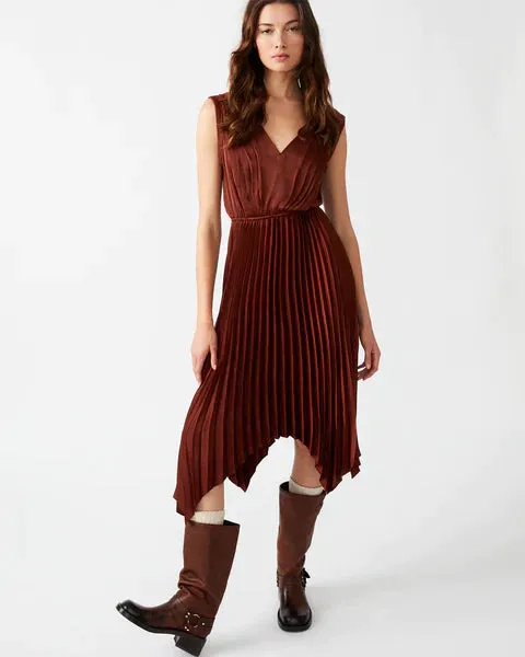 The Donna Dress by Steve Madden - Rust
