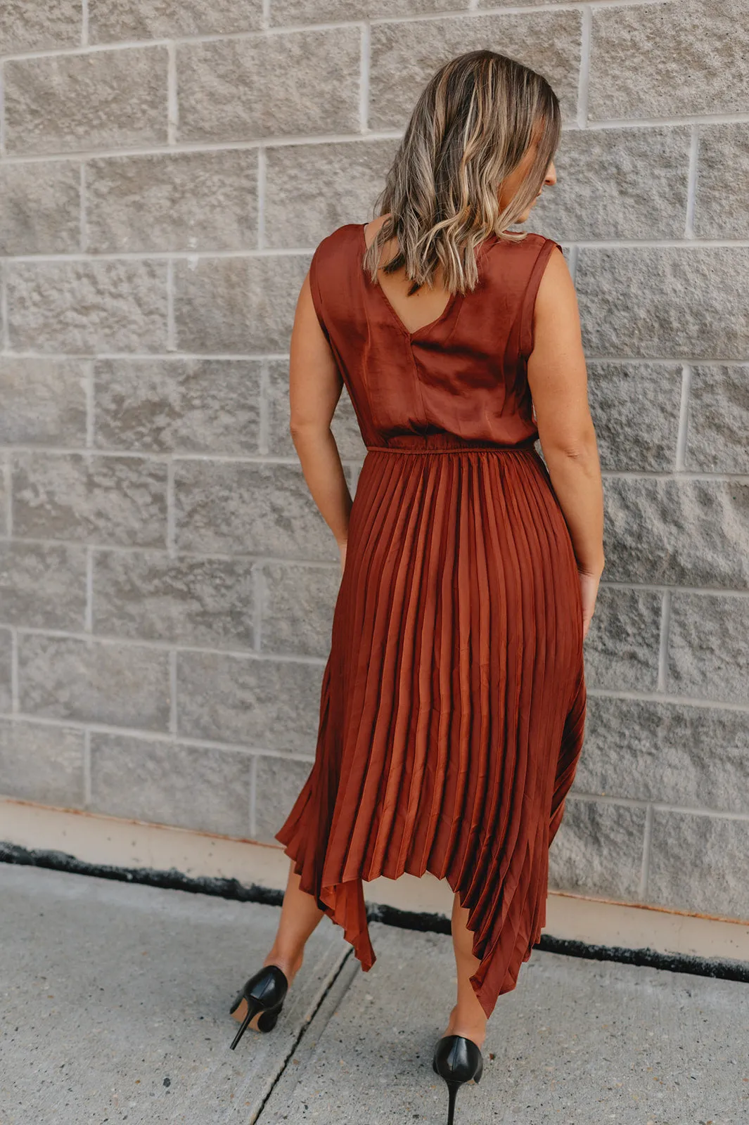The Donna Dress by Steve Madden - Rust