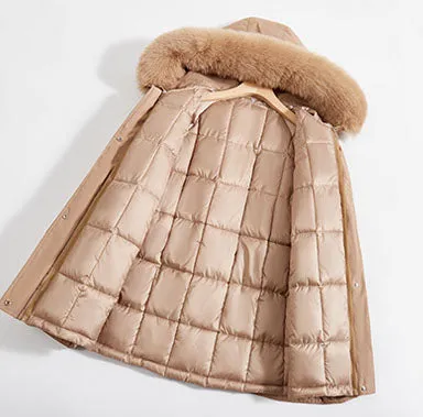 Thickened Hip-length Parka with Windproof Features and a Stain-resistant Finish
