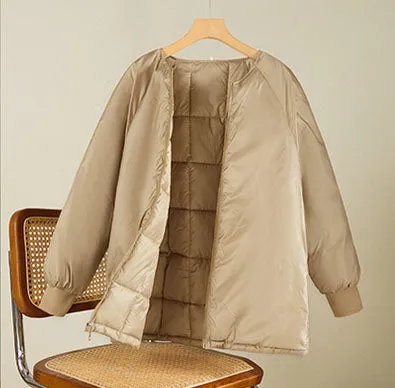 Thickened Hip-length Parka with Windproof Features and a Stain-resistant Finish
