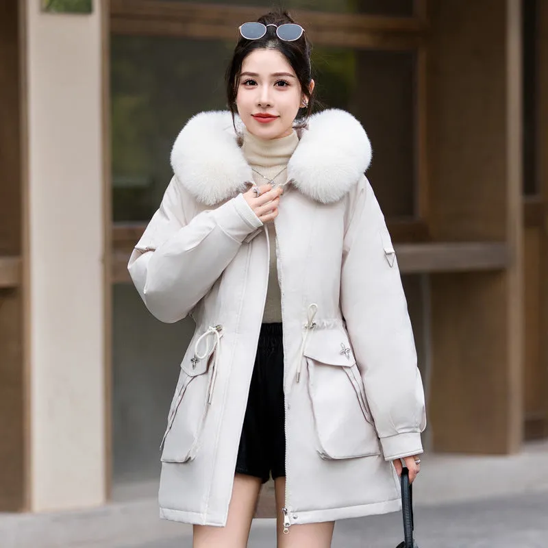 Thickened Hip-length Parka with Windproof Features and a Stain-resistant Finish